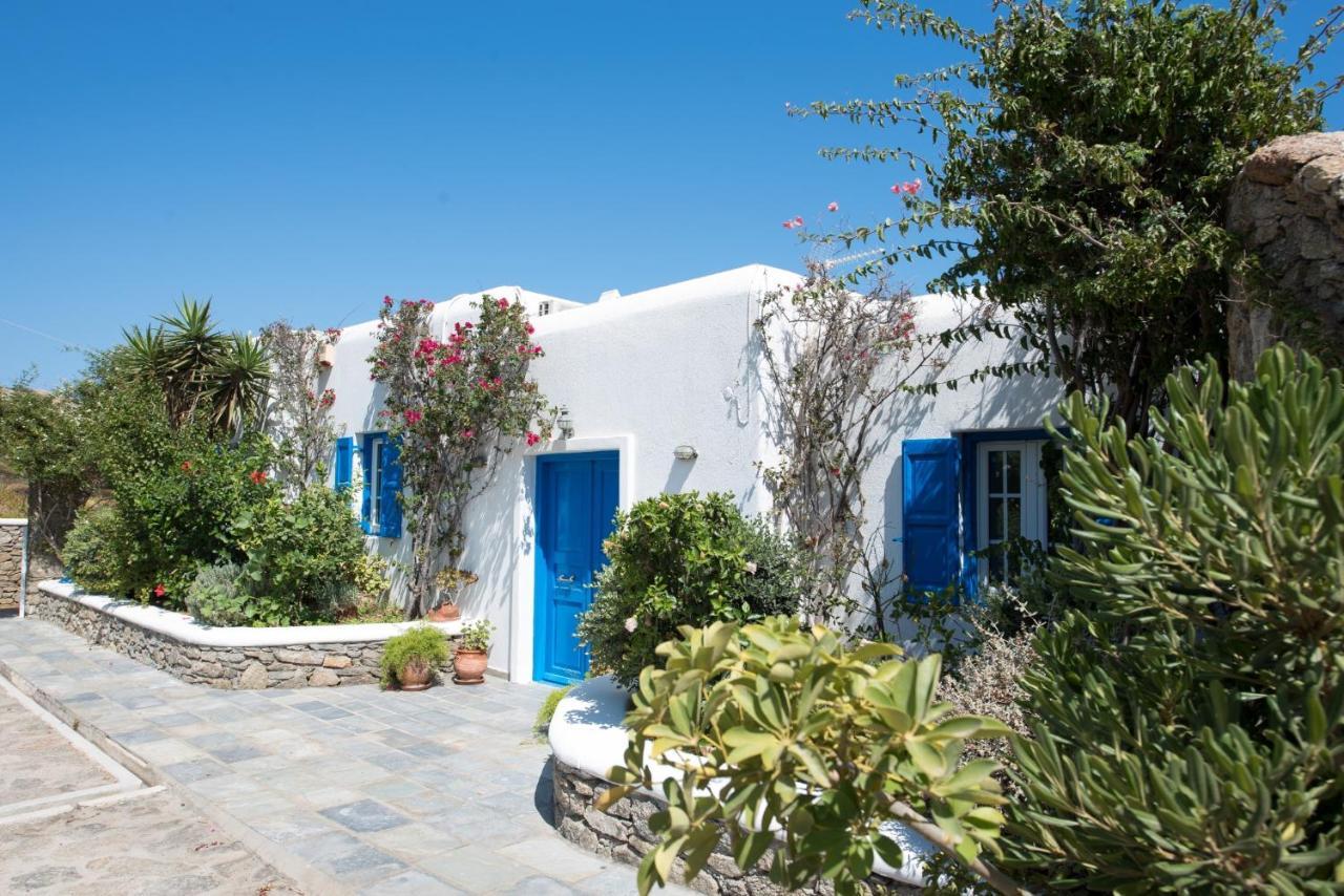 Victoria! Mykonos Town